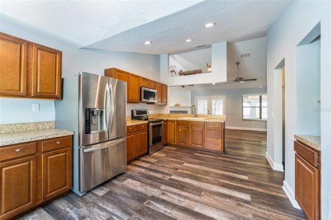 Casa en venta en Orange City, Florida, 3 dormitorios, 173.82 m2 № 1613106 - foto 8