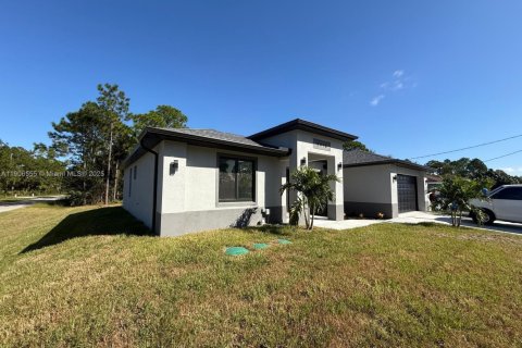 Villa ou maison à vendre à Lehigh Acres, Floride: 3 chambres № 1957105 - photo 2