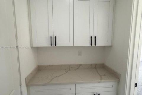 Villa ou maison à vendre à Lehigh Acres, Floride: 3 chambres № 1957105 - photo 17