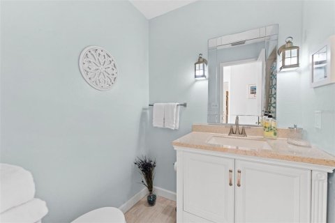 House in Clearwater, Florida 3 bedrooms, 136.1 sq.m. № 1598514 - photo 19