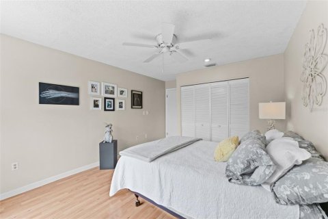House in Clearwater, Florida 3 bedrooms, 136.1 sq.m. № 1598514 - photo 18