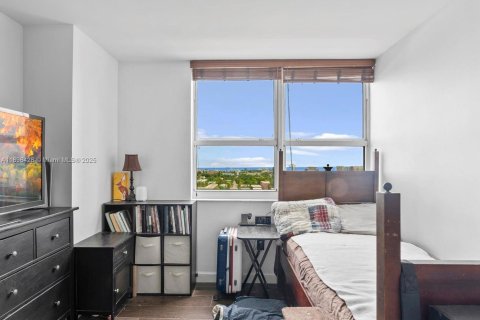 Copropriété à vendre à Miami Beach, Floride: 3 chambres, 110.65 m2 № 1948020 - photo 19