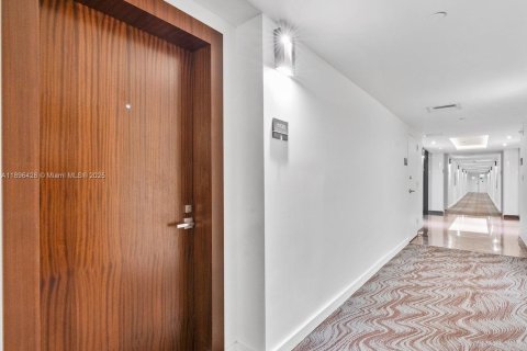 Copropriété à vendre à Miami Beach, Floride: 3 chambres, 110.65 m2 № 1948020 - photo 21