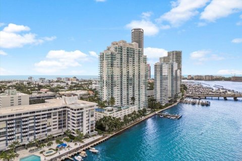 Copropriété à vendre à Miami Beach, Floride: 3 chambres, 110.65 m2 № 1948020 - photo 6