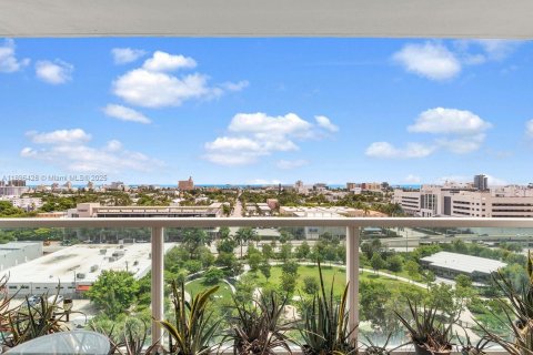 Copropriété à vendre à Miami Beach, Floride: 3 chambres, 110.65 m2 № 1948020 - photo 16