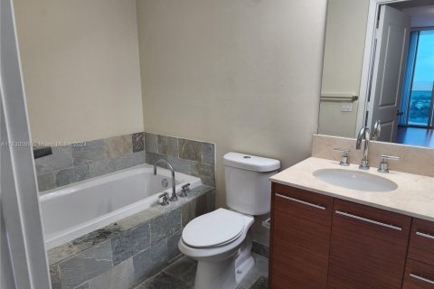 Studio in the Condo in Sunrise, Florida  № 1959288 - photo 12