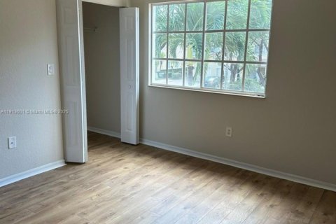 Casa en alquiler en Tamarac, Florida, 2 dormitorios, 107.3 m2 № 1968965 - foto 7