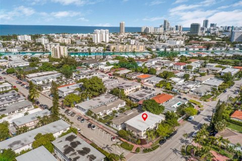 Propiedad comercial en venta en Miami Beach, Florida, 411.46 m2 № 1889274 - foto 27