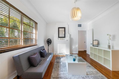 Copropriété à louer à Miami Beach, Floride: 1 chambre, 65.03 m2 № 1742356 - photo 1