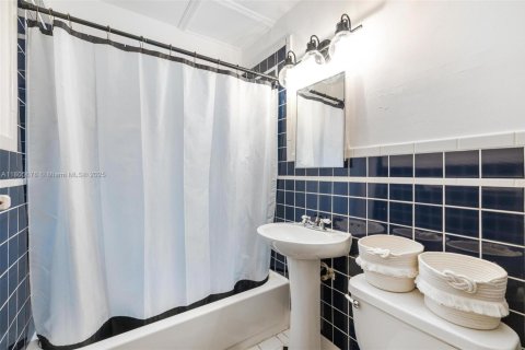 Copropriété à louer à Miami Beach, Floride: 1 chambre, 65.03 m2 № 1742356 - photo 15
