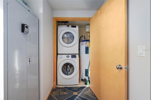Condo in Palm Coast, Florida, 2 bedrooms  № 1733498 - photo 7
