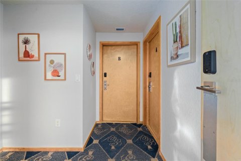Condo in Palm Coast, Florida, 2 bedrooms  № 1733498 - photo 8