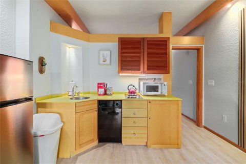 Condo in Palm Coast, Florida, 2 bedrooms  № 1733498 - photo 14
