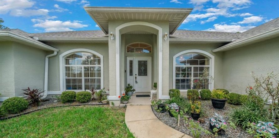 Villa ou maison à Ocala, Floride 3 chambres, 193.52 m2 № 2424094