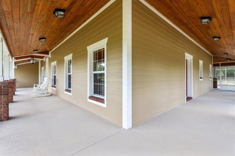 House in Beverly Hills, Florida 4 bedrooms, 242.66 sq.m. № 1642226 - photo 9