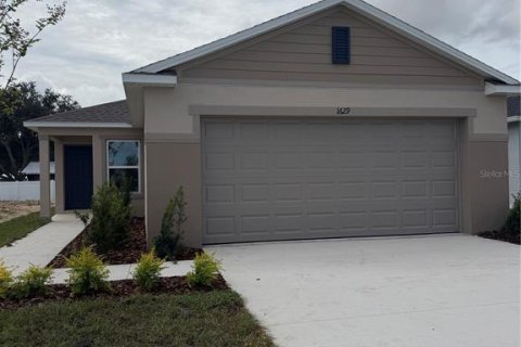 Villa ou maison à Lake Wales, Floride 3 chambres, 125.05 m2 № 2406799