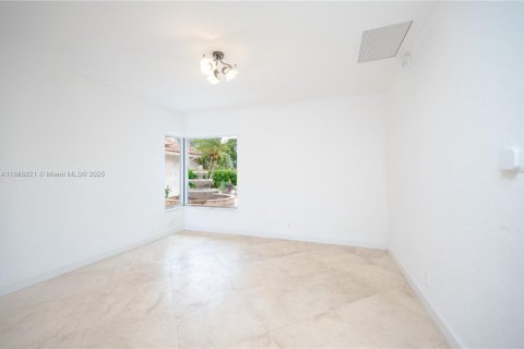 Villa ou maison à louer à Plantation, Floride: 4 chambres, 249.26 m2 № 1942661 - photo 23