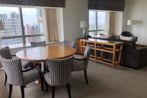 Condominio en venta en Miami, Florida, 2 dormitorios, 191.56 m2 № 1888823 - foto 6