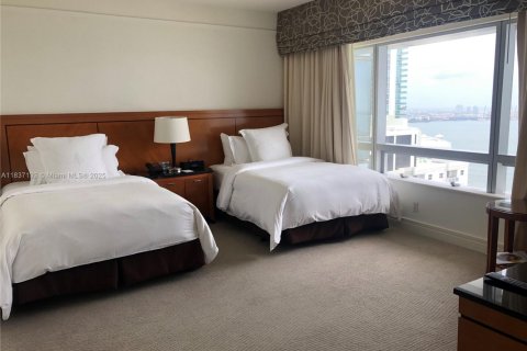 Condominio en venta en Miami, Florida, 2 dormitorios, 191.56 m2 № 1888823 - foto 22