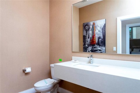 Condo in Kissimmee, Florida, 3 bedrooms  № 1353628 - photo 16