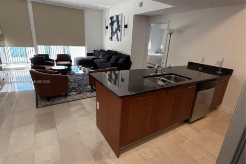 Condo in Coral Gables, Florida, 2 bedrooms  № 1969861 - photo 15