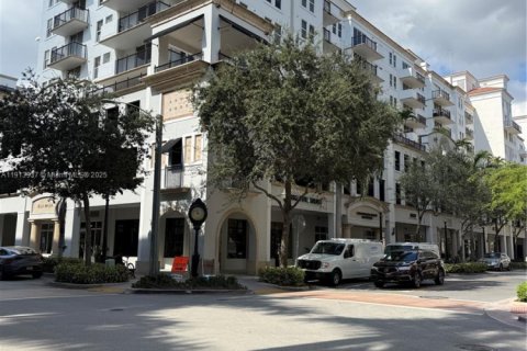Condo in Coral Gables, Florida, 2 bedrooms  № 1969861 - photo 4