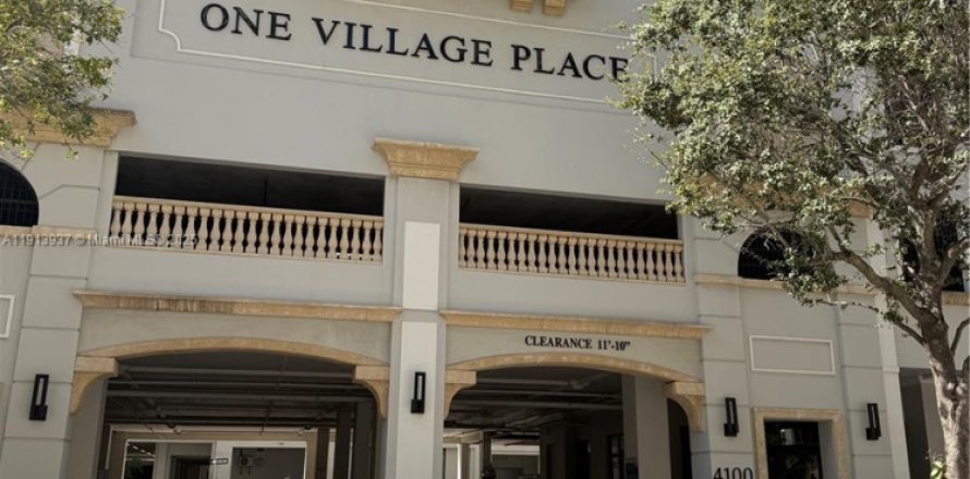 Condo in Coral Gables, Florida, 2 bedrooms  № 1969861