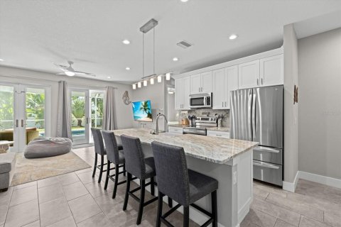 Villa ou maison à louer à Venice, Floride: 3 chambres, 163.42 m2 № 2143682 - photo 15