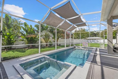 Villa ou maison à louer à Venice, Floride: 3 chambres, 163.42 m2 № 2143682 - photo 12