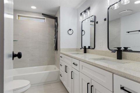 Villa ou maison à vendre à Spring Hill, Floride: 4 chambres, 228.91 m2 № 1868954 - photo 26