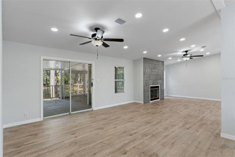 Villa ou maison à vendre à Spring Hill, Floride: 4 chambres, 228.91 m2 № 1868954 - photo 10