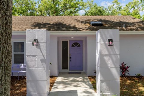 Casa en venta en Largo, Florida, 3 dormitorios, 163.14 m2 № 1734522 - foto 2