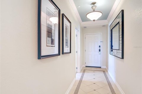 Condo in Four Corners, Florida, 3 bedrooms № 2218470 - photo 5