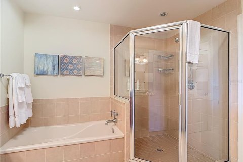 Condo in Four Corners, Florida, 3 bedrooms № 2218470 - photo 20
