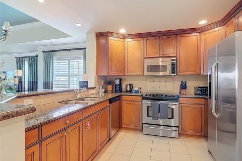 Condo in Four Corners, Florida, 3 bedrooms № 2218470 - photo 11