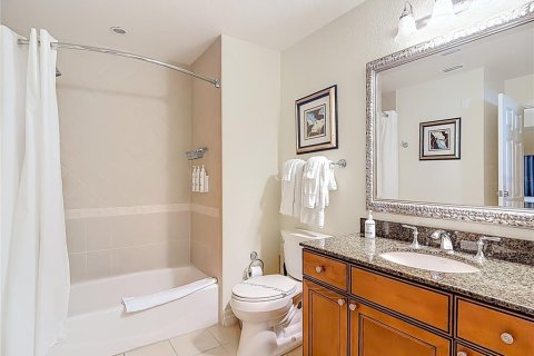 Condo in Four Corners, Florida, 3 bedrooms № 2218470 - photo 29