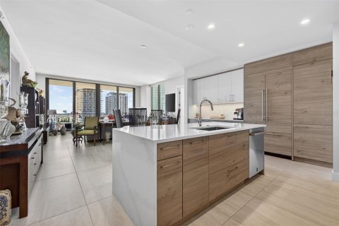 Copropriété à vendre à Saint Petersburg, Floride: 2 chambres, 154.5 m2 № 2212222 - photo 4