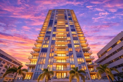 Copropriété à vendre à Saint Petersburg, Floride: 2 chambres, 154.5 m2 № 2212222 - photo 30