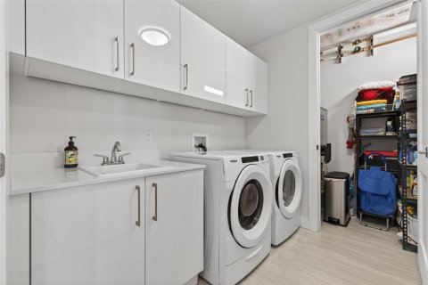 Copropriété à vendre à Saint Petersburg, Floride: 2 chambres, 154.5 m2 № 2212222 - photo 25