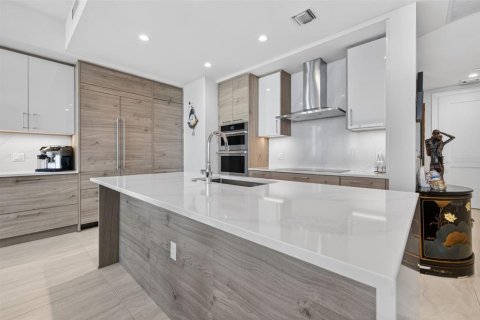 Copropriété à vendre à Saint Petersburg, Floride: 2 chambres, 154.5 m2 № 2212222 - photo 5