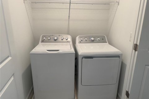 Adosado en alquiler en Davenport, Florida, 3 dormitorios, 132.01 m2 № 1903100 - foto 9