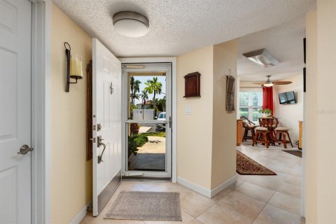 Copropriété à vendre à Saint Petersburg, Floride: 2 chambres, 99.87 m2 № 2415275 - photo 11