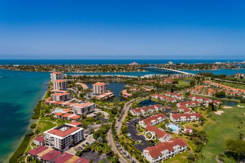 Copropriété à vendre à Saint Petersburg, Floride: 2 chambres, 99.87 m2 № 2415275 - photo 4