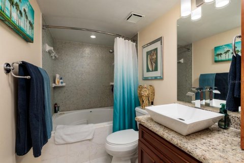 Copropriété à vendre à Saint Petersburg, Floride: 2 chambres, 99.87 m2 № 2415275 - photo 24