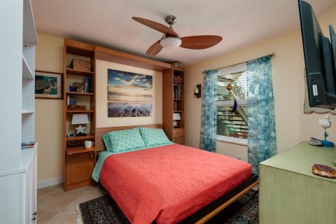 Copropriété à vendre à Saint Petersburg, Floride: 2 chambres, 99.87 m2 № 2415275 - photo 26