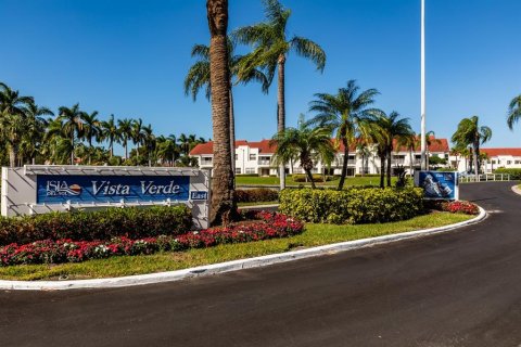 Copropriété à vendre à Saint Petersburg, Floride: 2 chambres, 99.87 m2 № 2415275 - photo 5