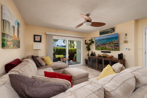 Copropriété à vendre à Saint Petersburg, Floride: 2 chambres, 99.87 m2 № 2415275 - photo 17