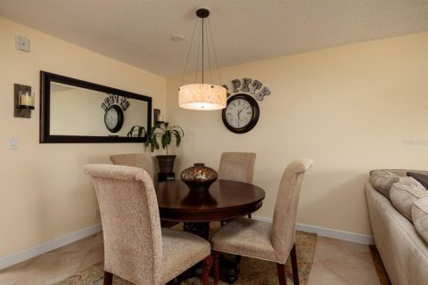 Copropriété à vendre à Saint Petersburg, Floride: 2 chambres, 99.87 m2 № 2415275 - photo 16