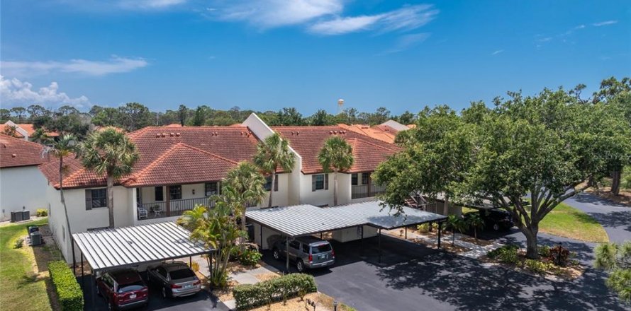 Condo in Englewood, Florida, 2 bedrooms  № 2216905