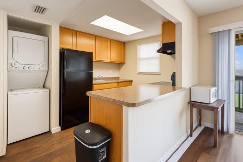 Condominio en venta en Orlando, Florida, 2 dormitorios, 92.44 m2 № 1800578 - foto 3